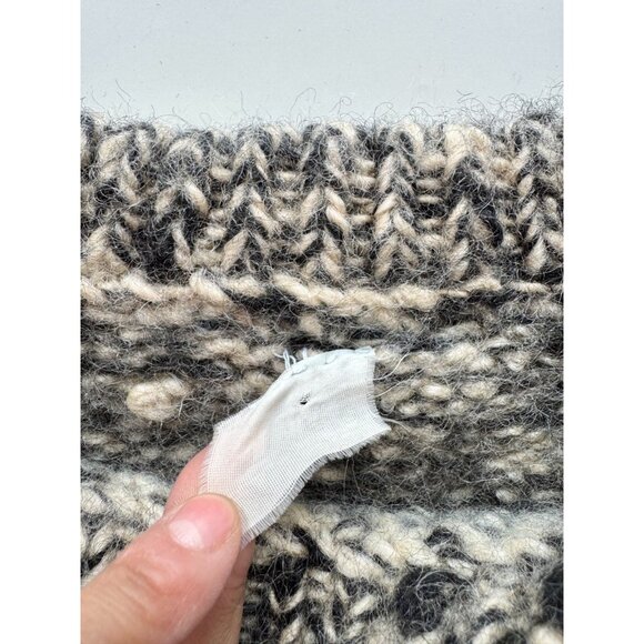 Vintage Black White Marled Wool Ecuador Nepal Scandi Sweater, Size XL - Picture 12 of 13